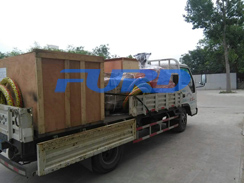 福瑞德機械小型灌縫機，手扶壓路機，灌縫膠及時發(fā)貨