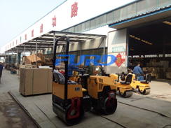 今日福瑞得微動態(tài)--福瑞得機(jī)械小型壓路機(jī)發(fā)往北京、福建等地