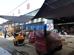 福瑞得機(jī)械微動態(tài)--座駕壓路機(jī)、手扶壓路機(jī)、灌縫機(jī)包裝發(fā)貨
