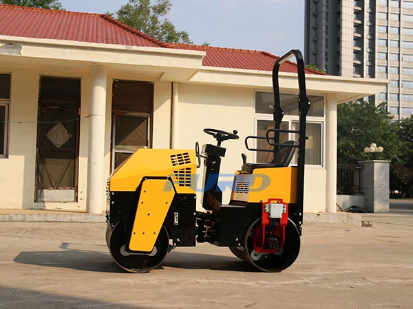 關(guān)于小型壓路機變速箱的保養(yǎng)知識你知道多少？